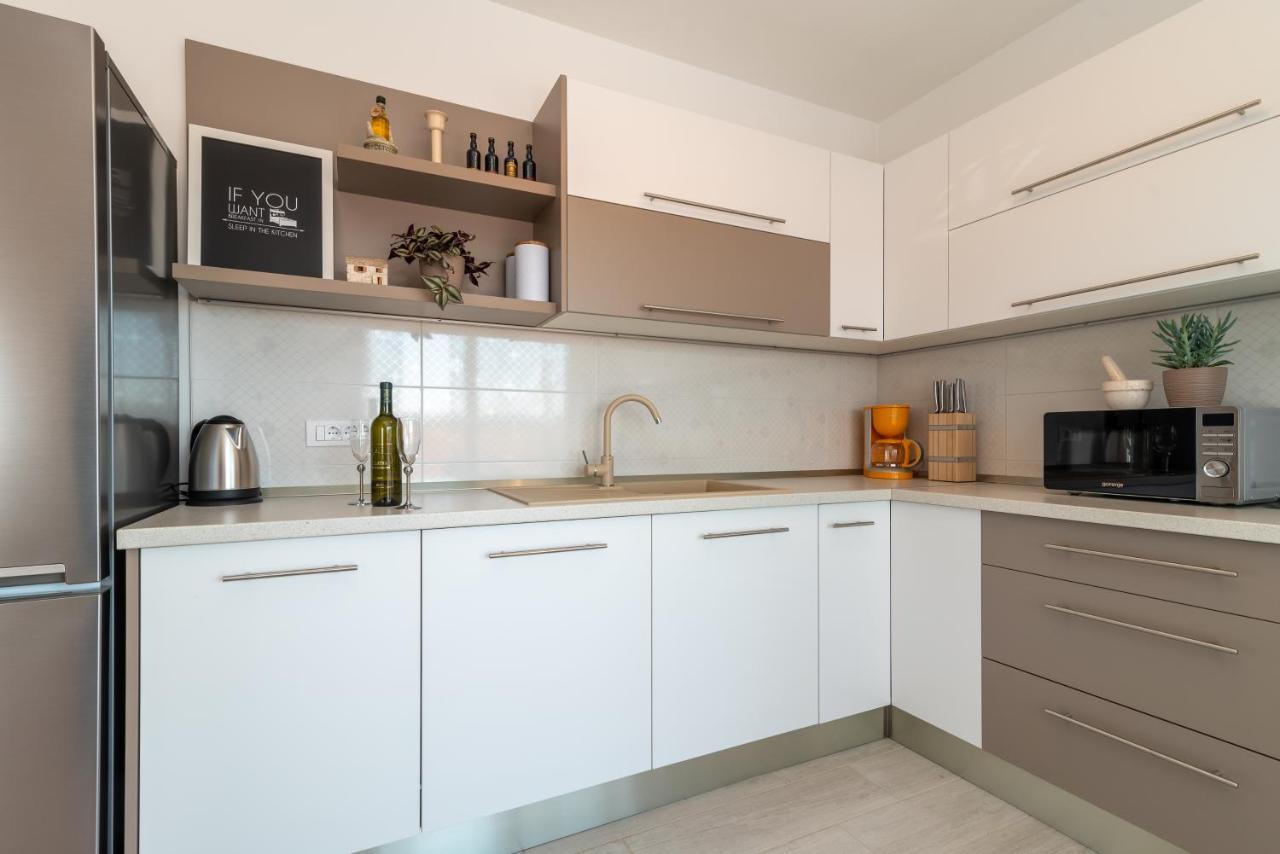 Apartman Lotos Appartement Trogir Buitenkant foto