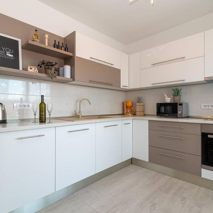 Apartman Lotos Appartement Trogir Buitenkant foto