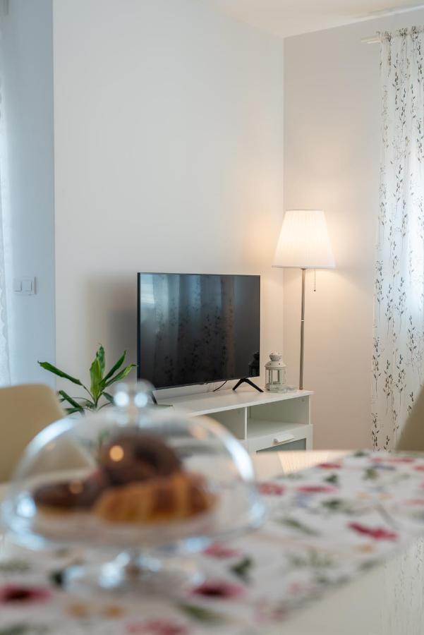 Apartman Lotos Appartement Trogir Buitenkant foto