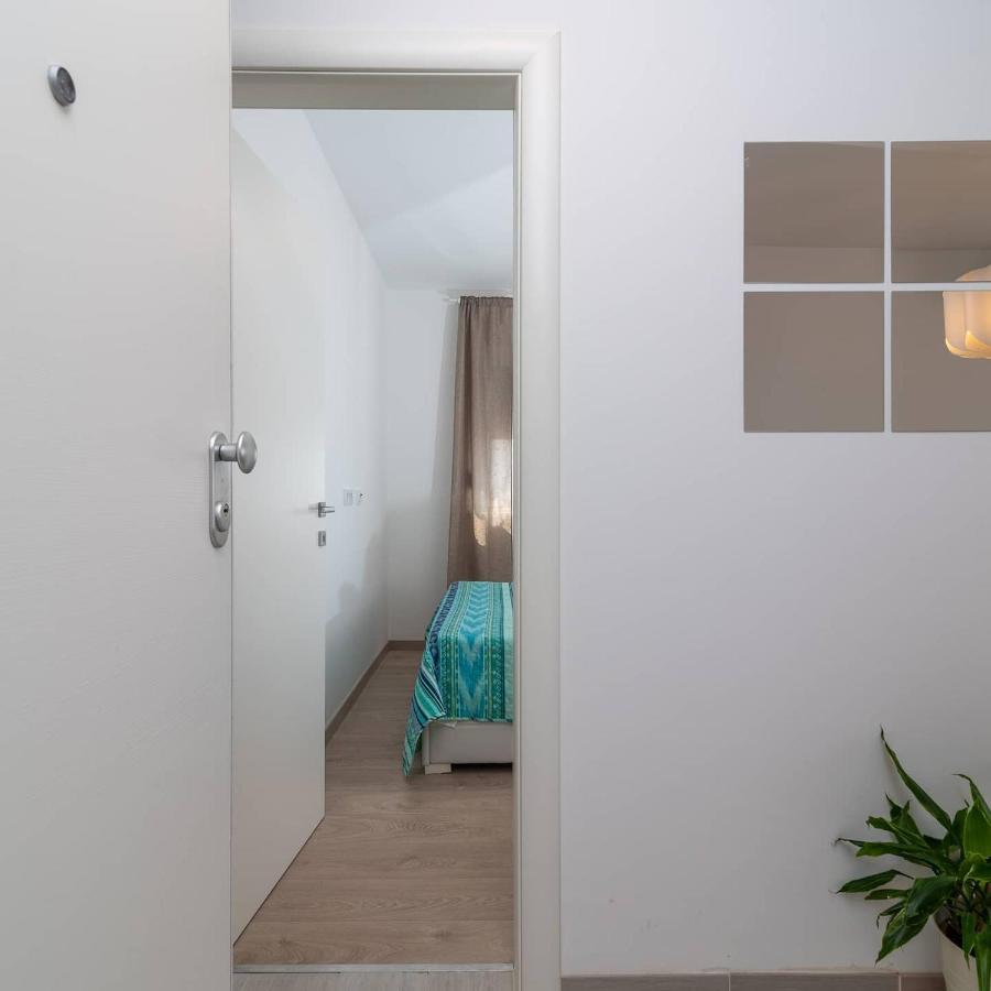 Apartman Lotos Appartement Trogir Buitenkant foto