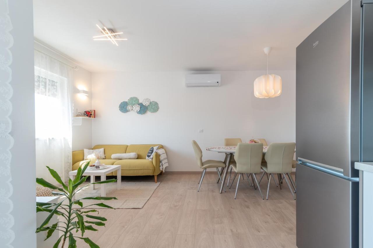 Apartman Lotos Appartement Trogir Buitenkant foto