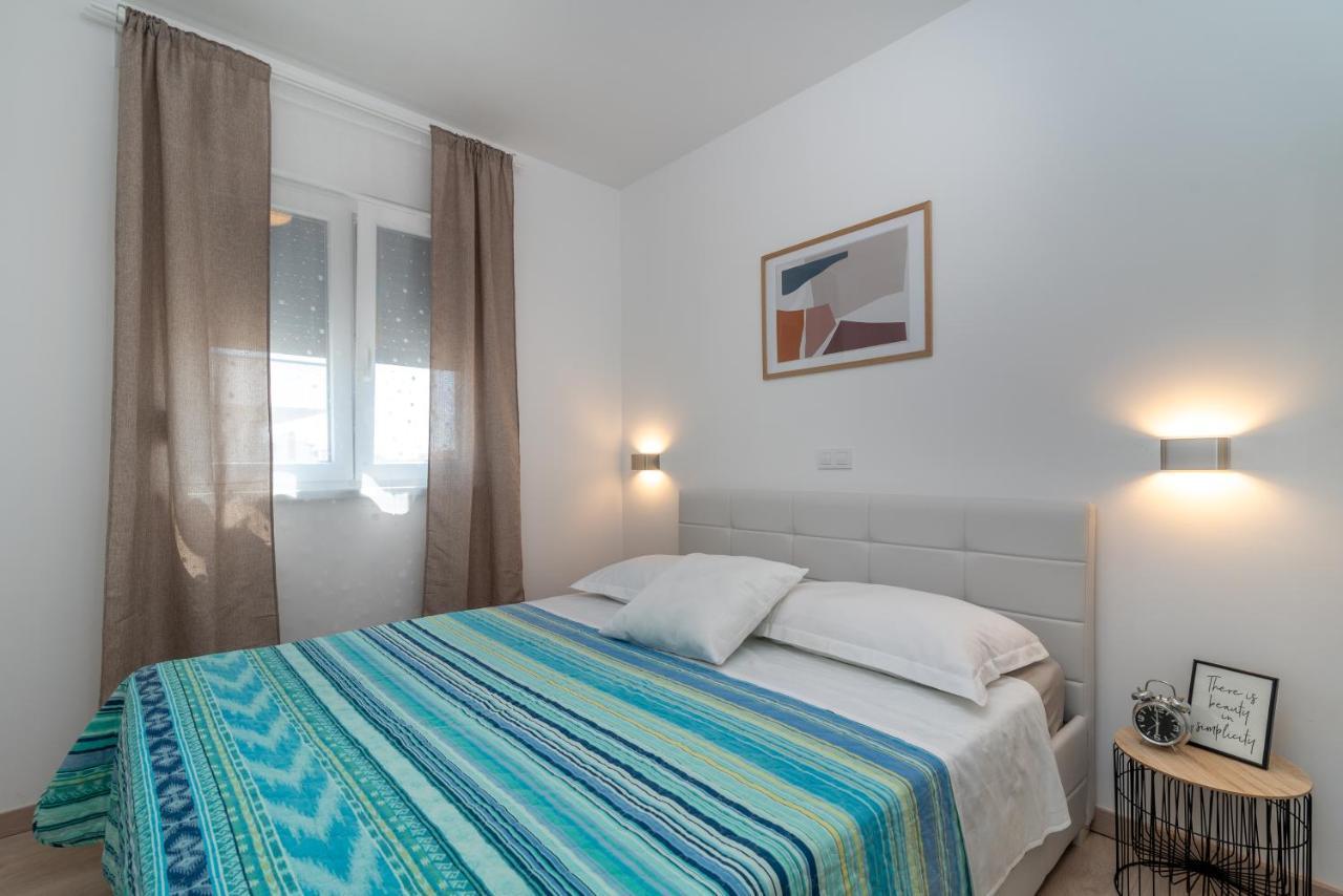 Apartman Lotos Appartement Trogir Buitenkant foto